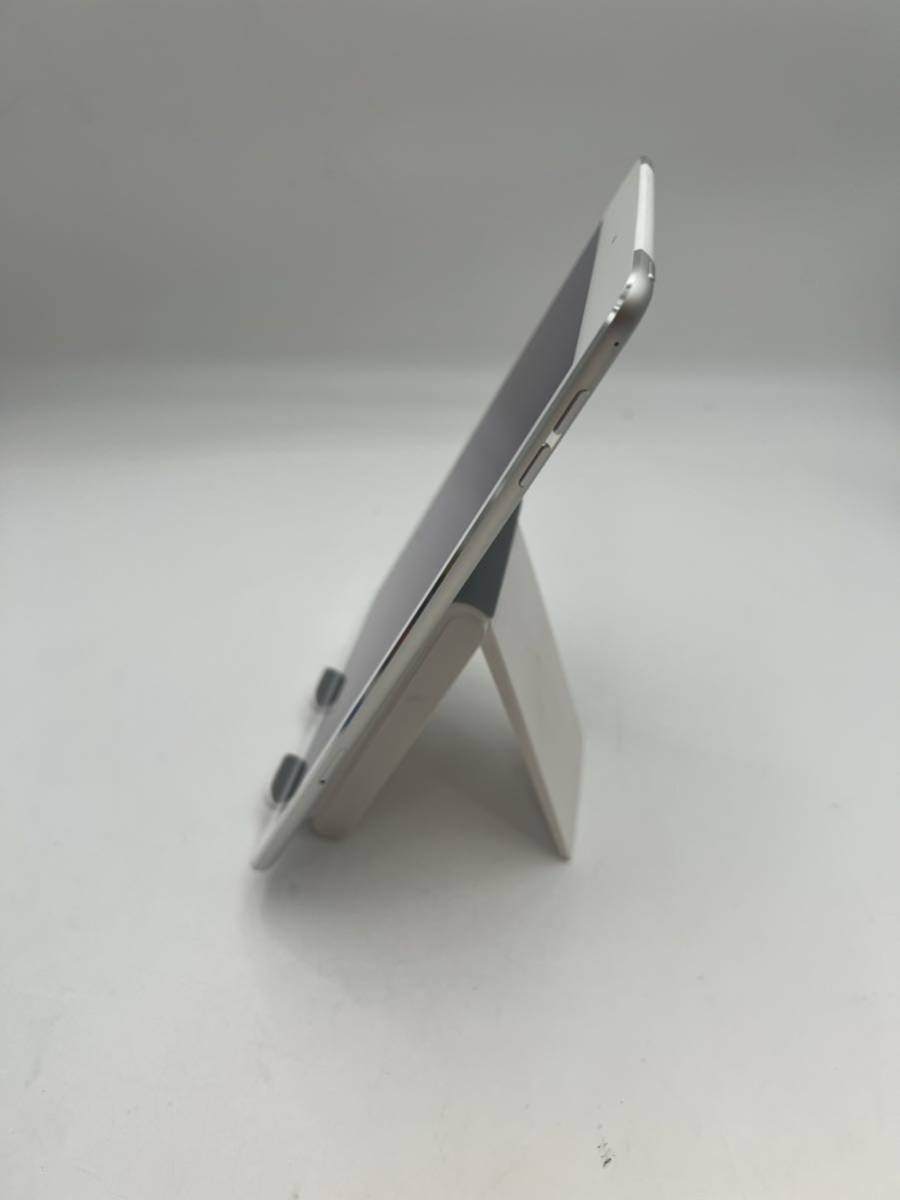 iPad mini4 A1550 大容量128GB SIMフリー_画像6