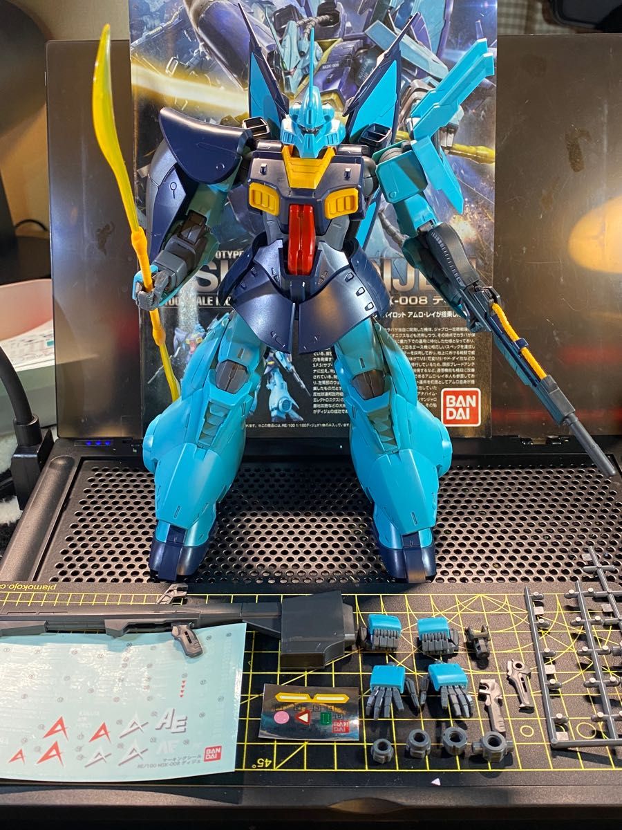 RE 100 1 100 ディジェ ガンプラベース限定 Zガンダム - 模型 RE 100 1 100 ディジェ ガンプラベース限定 Zガンダム - 模型