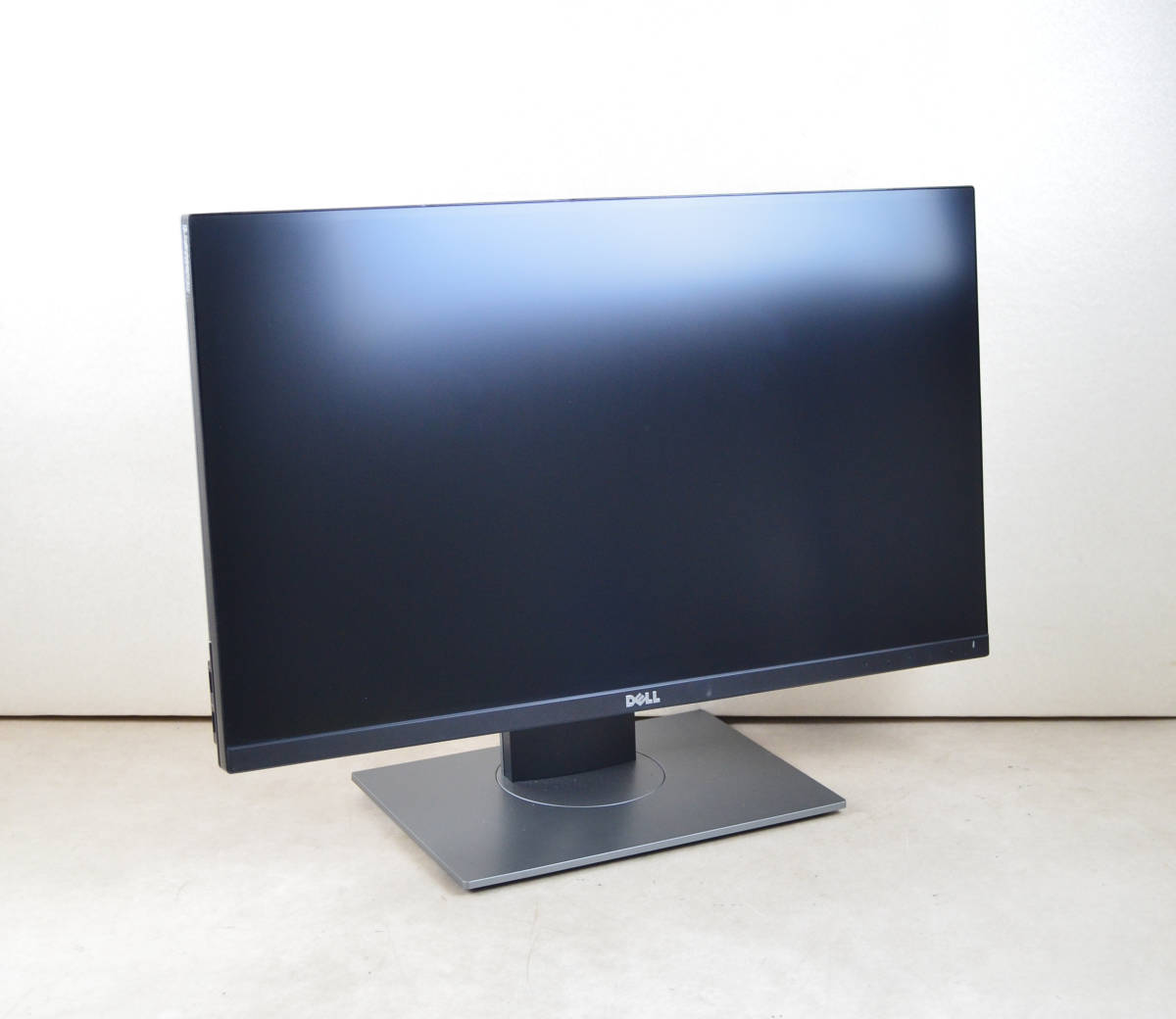 3840 超狭額ベゼル DELL 25型ワイド UP2516D 2K 2560 x 1440 ゲーミング HDMI/DP 回転・縦型表示 IPS LED ディスプレ3840 超狭額ベゼル DELL 25型ワイド UP2516D 2K 2560 x 1440 ゲーミング HDMI/DP 回転・縦型表示 IPS LED ディスプレ
