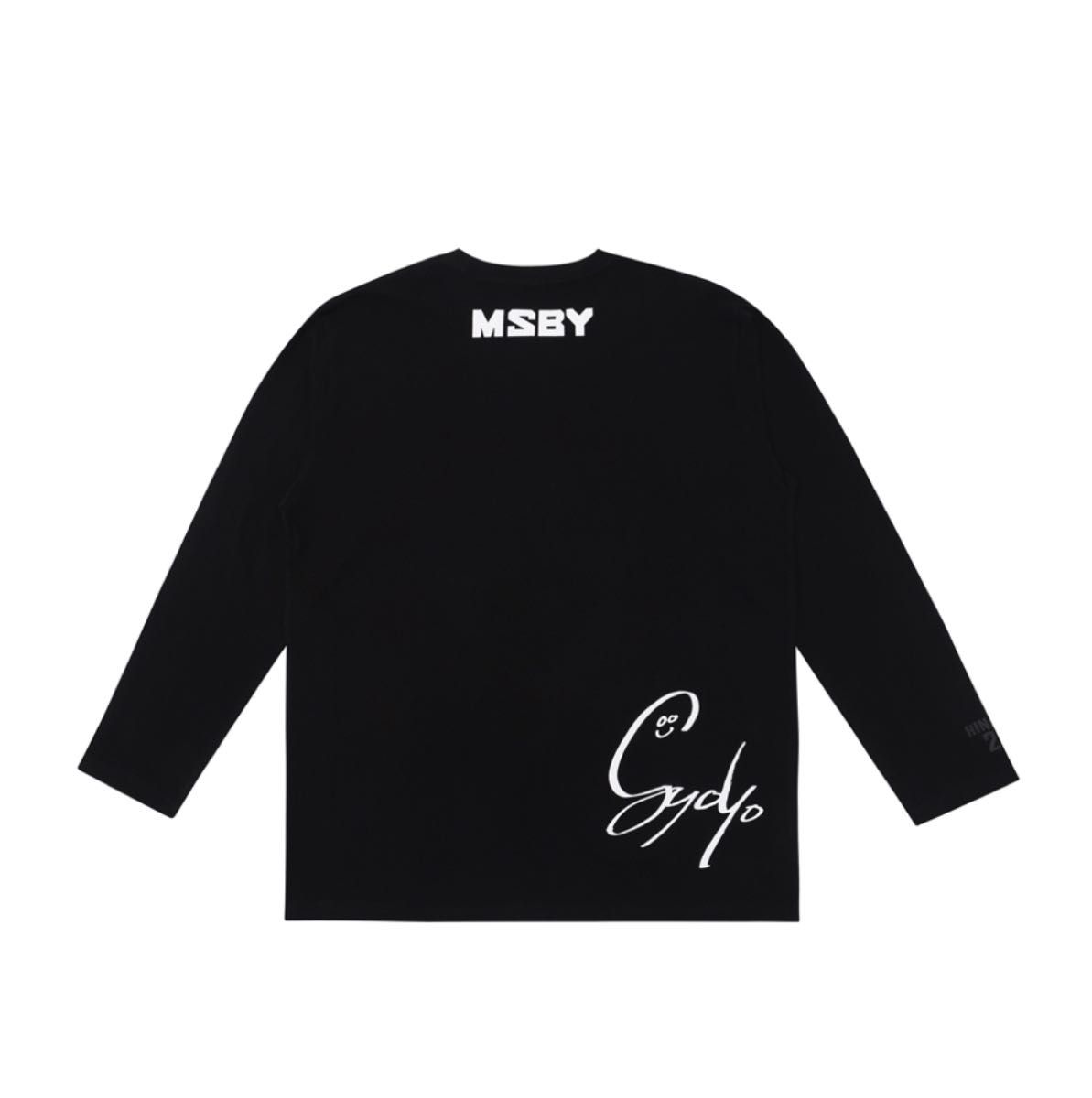 ハイキュー 日向翔陽 ロングTシャツ 缶バッジ付き 新品】ハイキューブラックジャッカル日向翔陽 ロングTシャツ 缶