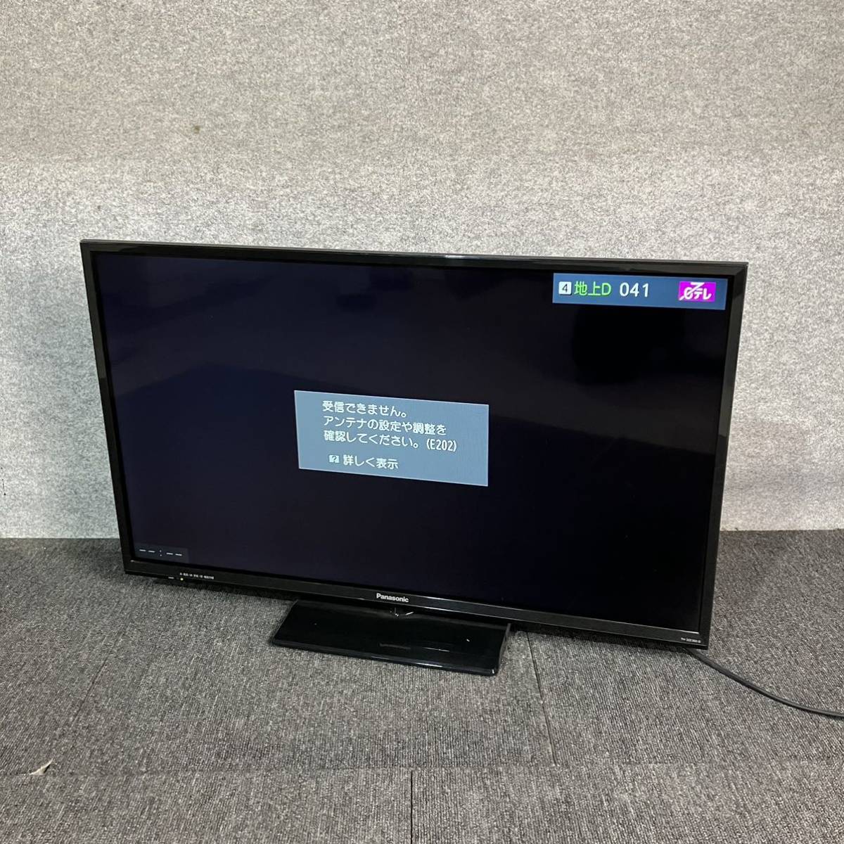 売り切り】Panasonic（パナソニック）液晶テレビ TH-32E300 32型 2018