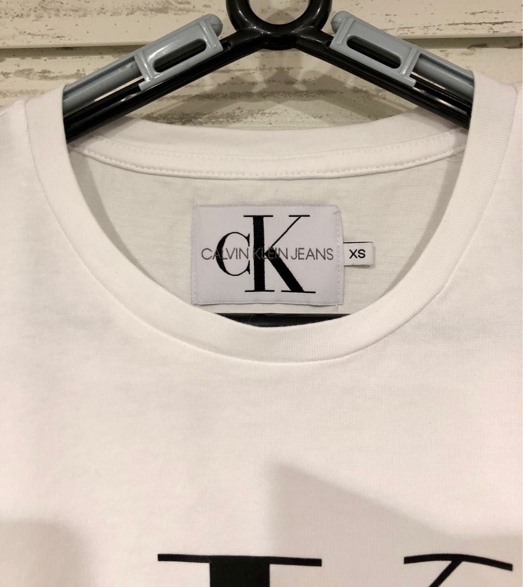 ジョングク着用 Calvin Klein Jeans カルバンクラインジーンズ　モノグラムエンブロイドTシャツ XS