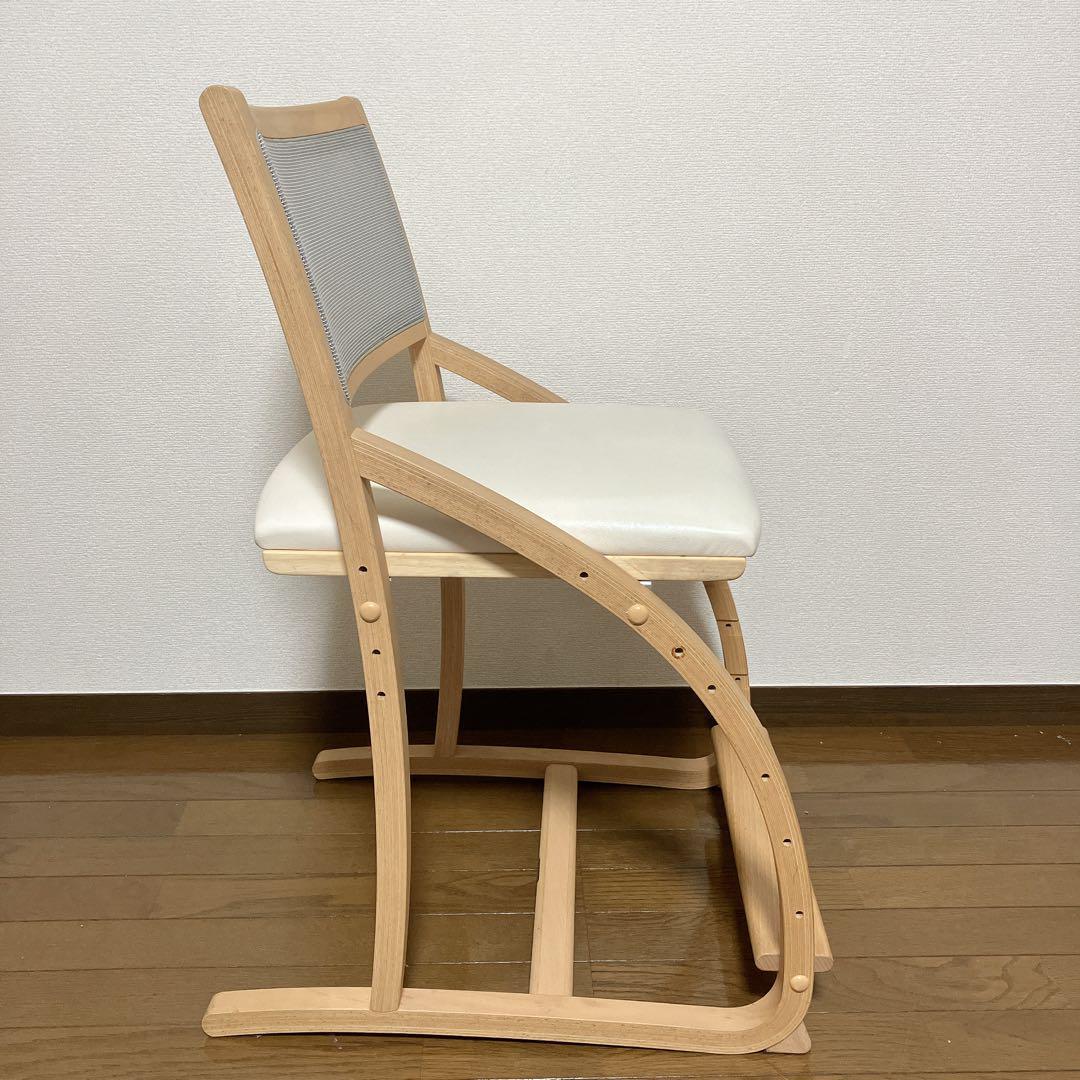 良品】カリモク家具 学習椅子 クレシェ XT2401 ピンク Yahoo!フリマ（旧）-