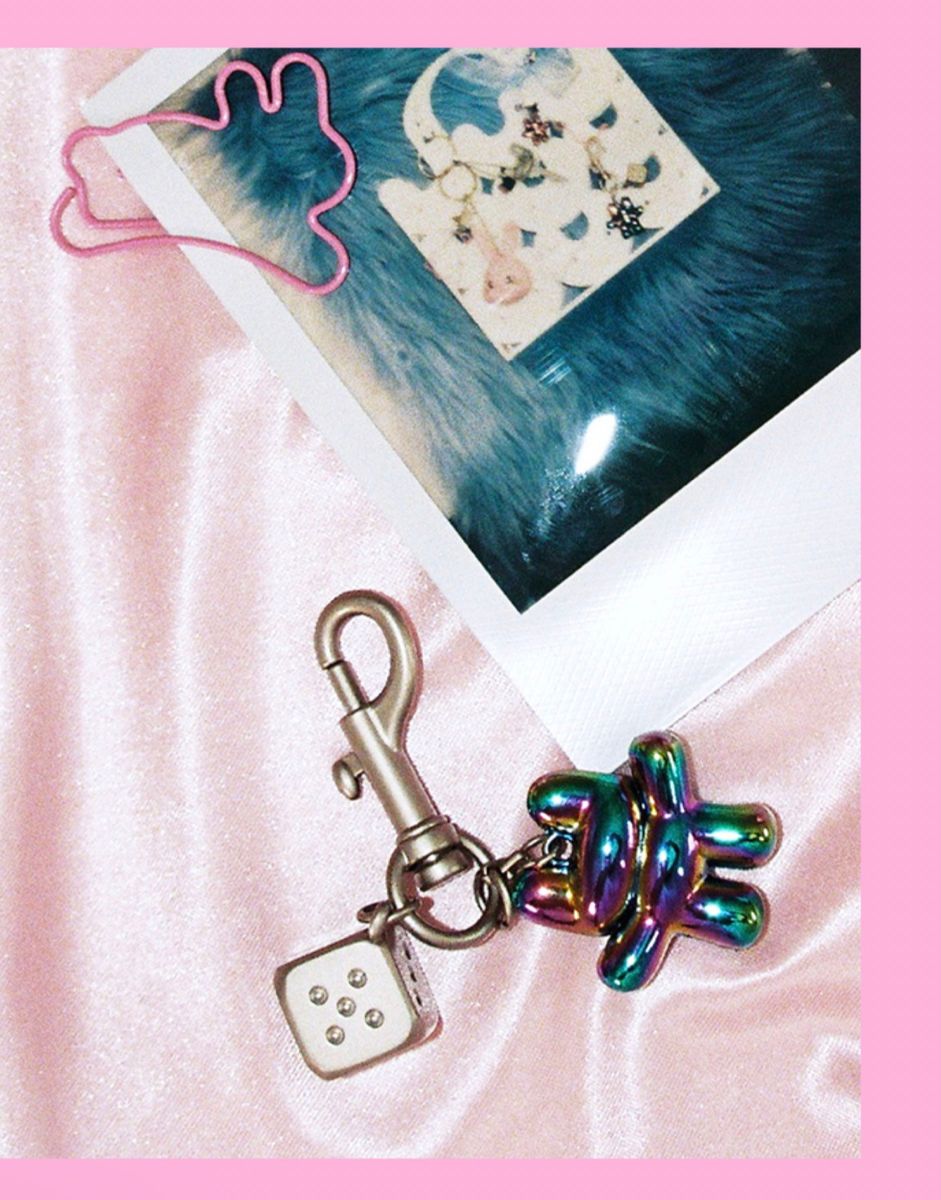 NewJeans Bunnies Club DICE KEYRING キーリング ニュージーンズ