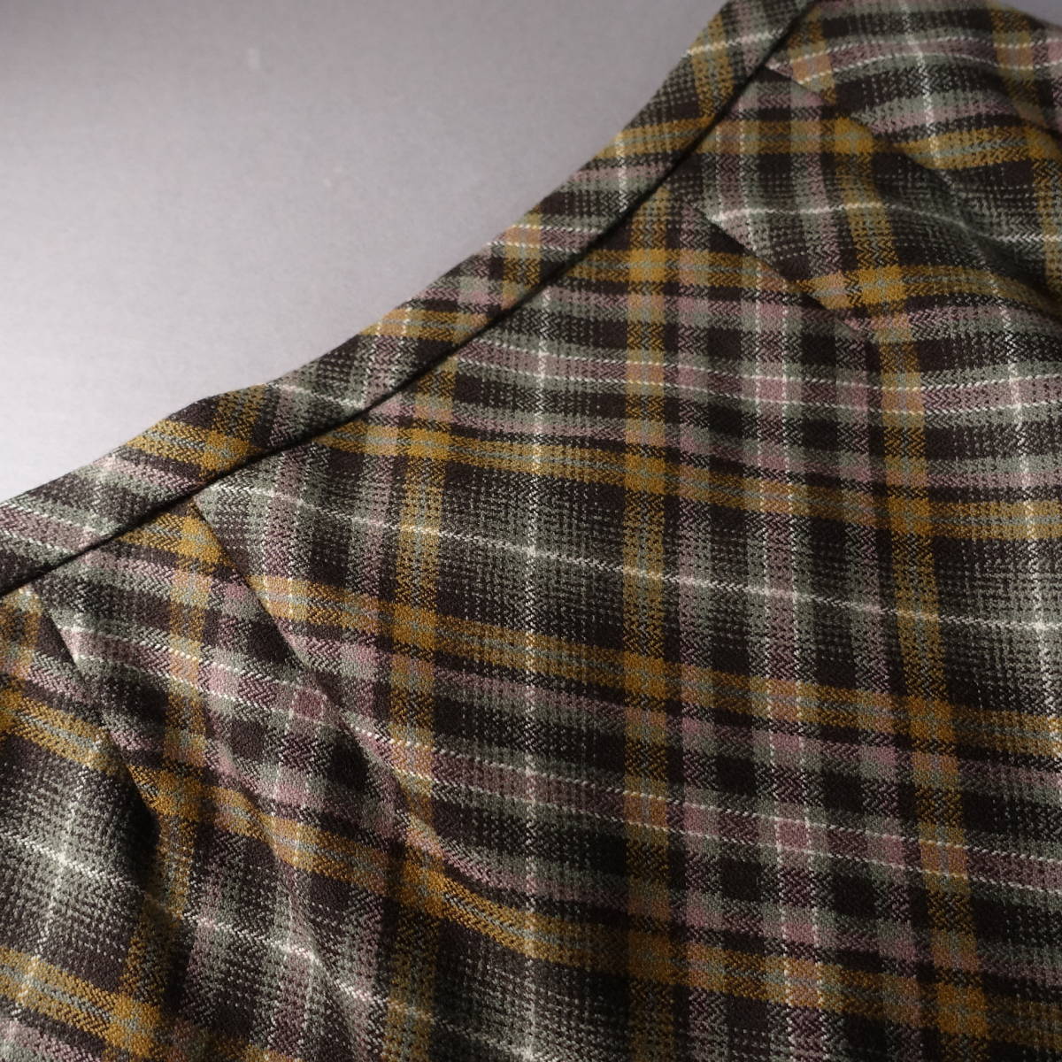  beautiful goods *Leilian/ Leilian / jacket 11/ skirt 13/ made in Japan / ecse -n/ wool 100% setup / beige × Brown / jacket / skirt 