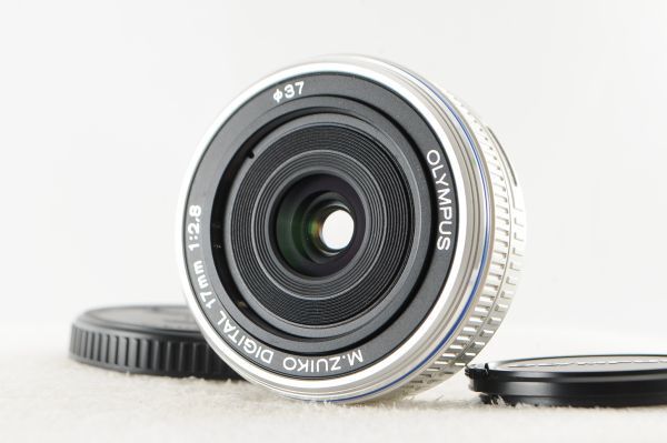 送料無料 Olympus [美品] オリンパス #0348 f/2.8 17mm Digital M