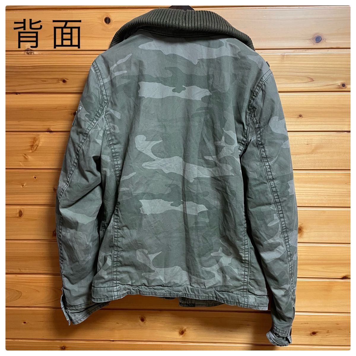 Abercrombie&Fitch アバクロ 中綿キルティング迷彩ジャケットL