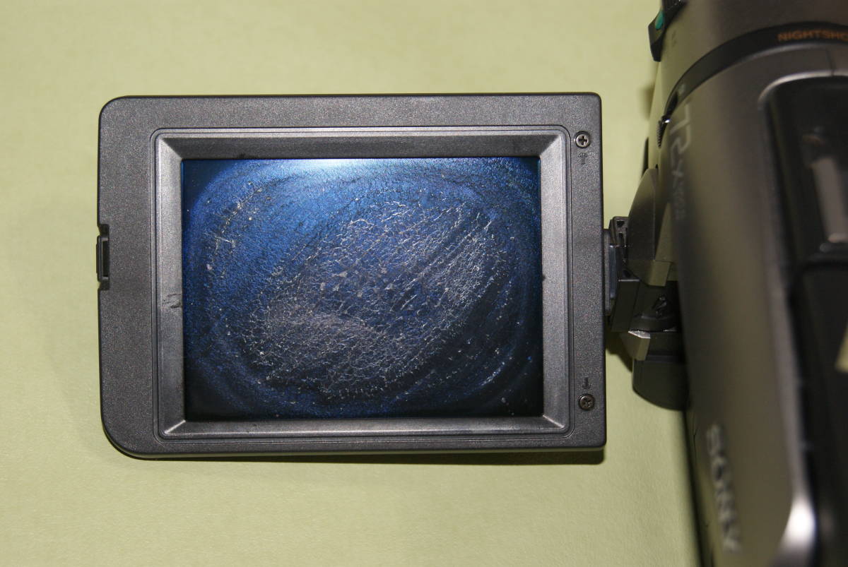 希少 規制前 SONY CCD-TRV95K 中古動作品■液晶難あり 付属品有 /ナイトショット / Hi8ミリ ビデオカメラ 第6弾_画像3
