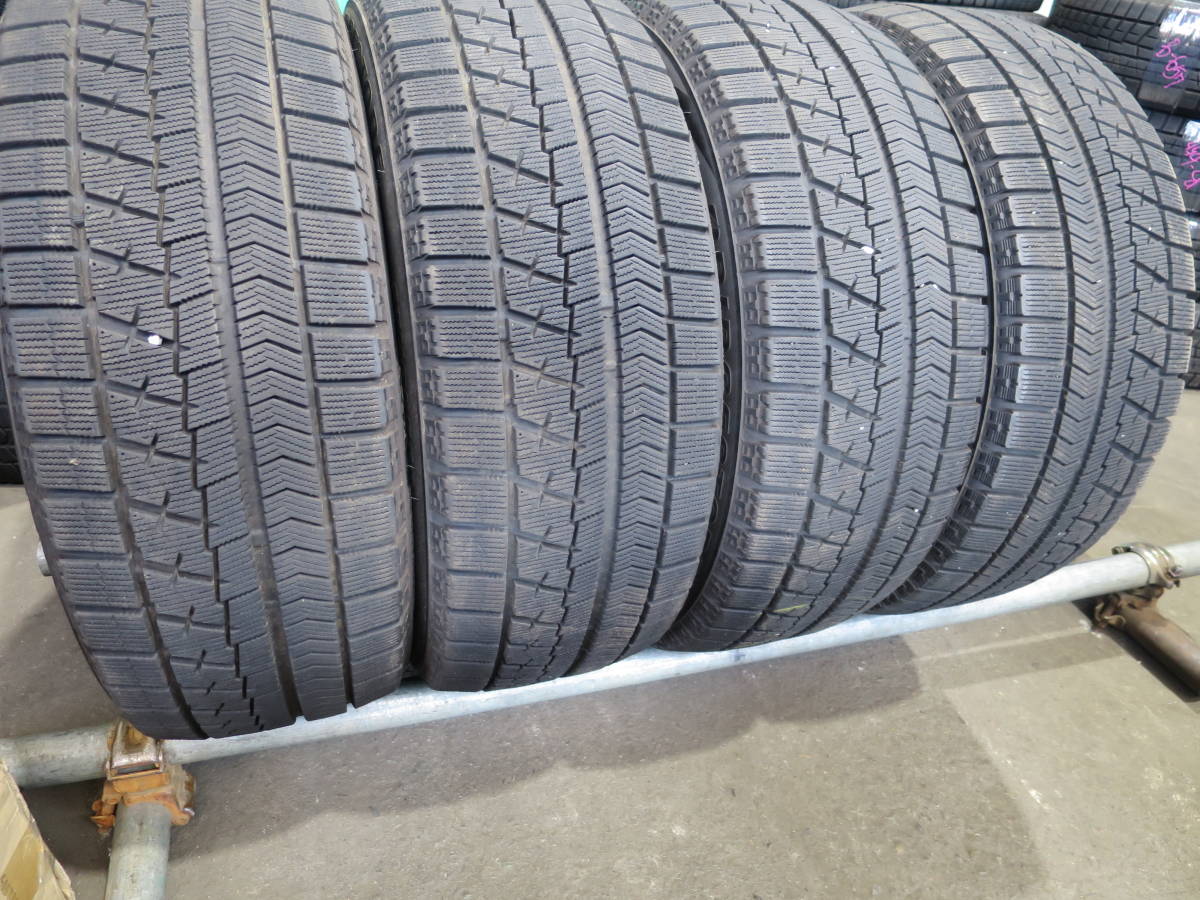 18年製 215/55R17 94Q ◆ブリヂストン BLIZZAK VRX◆ 4本 B658 スタッドレス_画像1