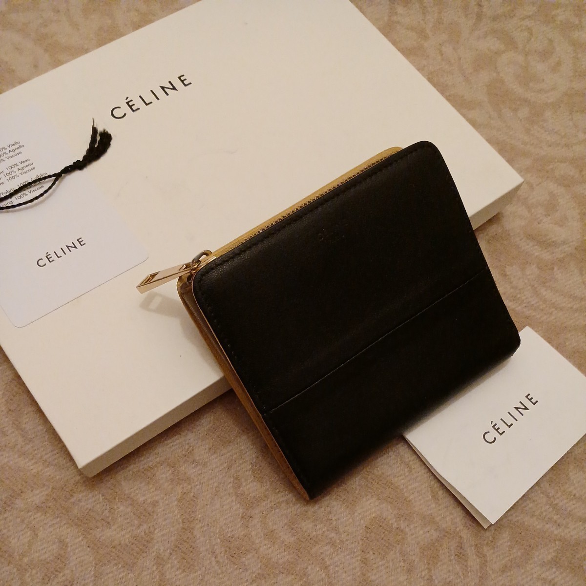 極美品 セリーヌCELINEロゴ型押し 二つ折り財布マルチカラー黒ブラック×イエローベージュ×モカブラウン 高級Italy製コンパクトウォレット