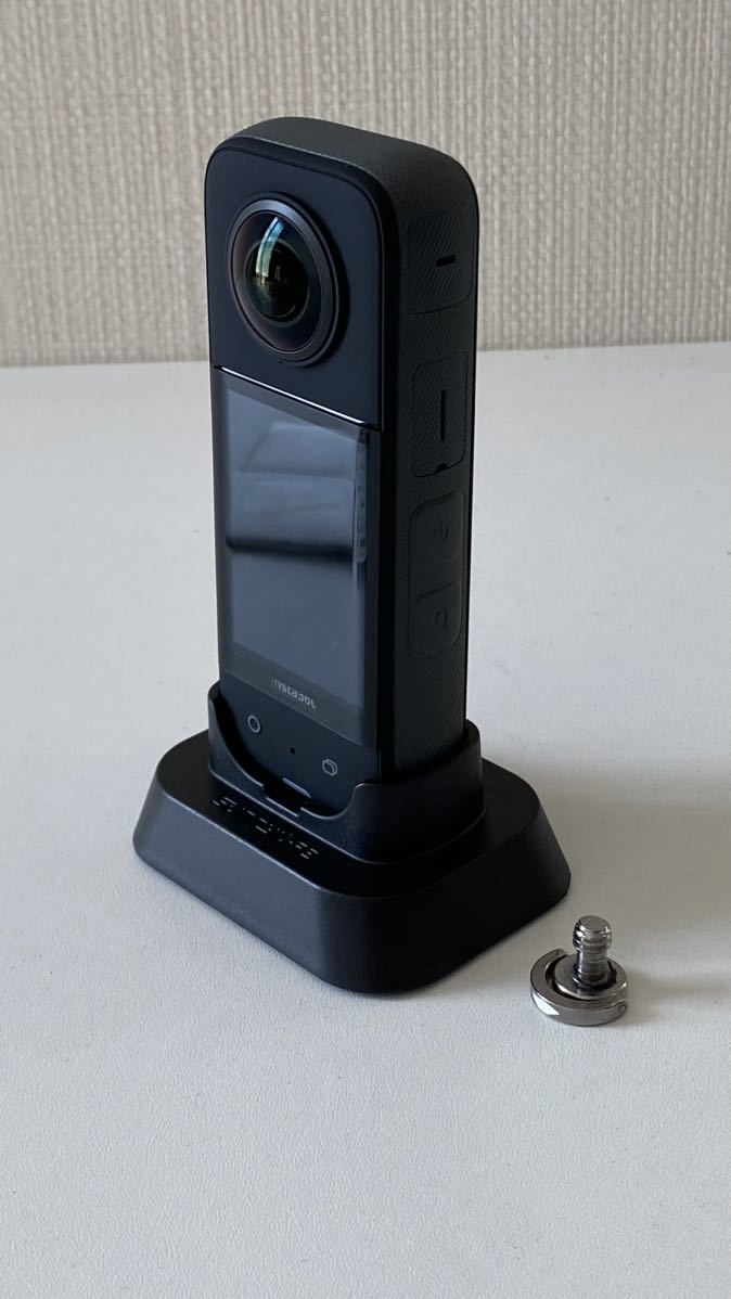 美品】insta360 x3 アクセサリー多数(デジタルビデオカメラ)|売買され