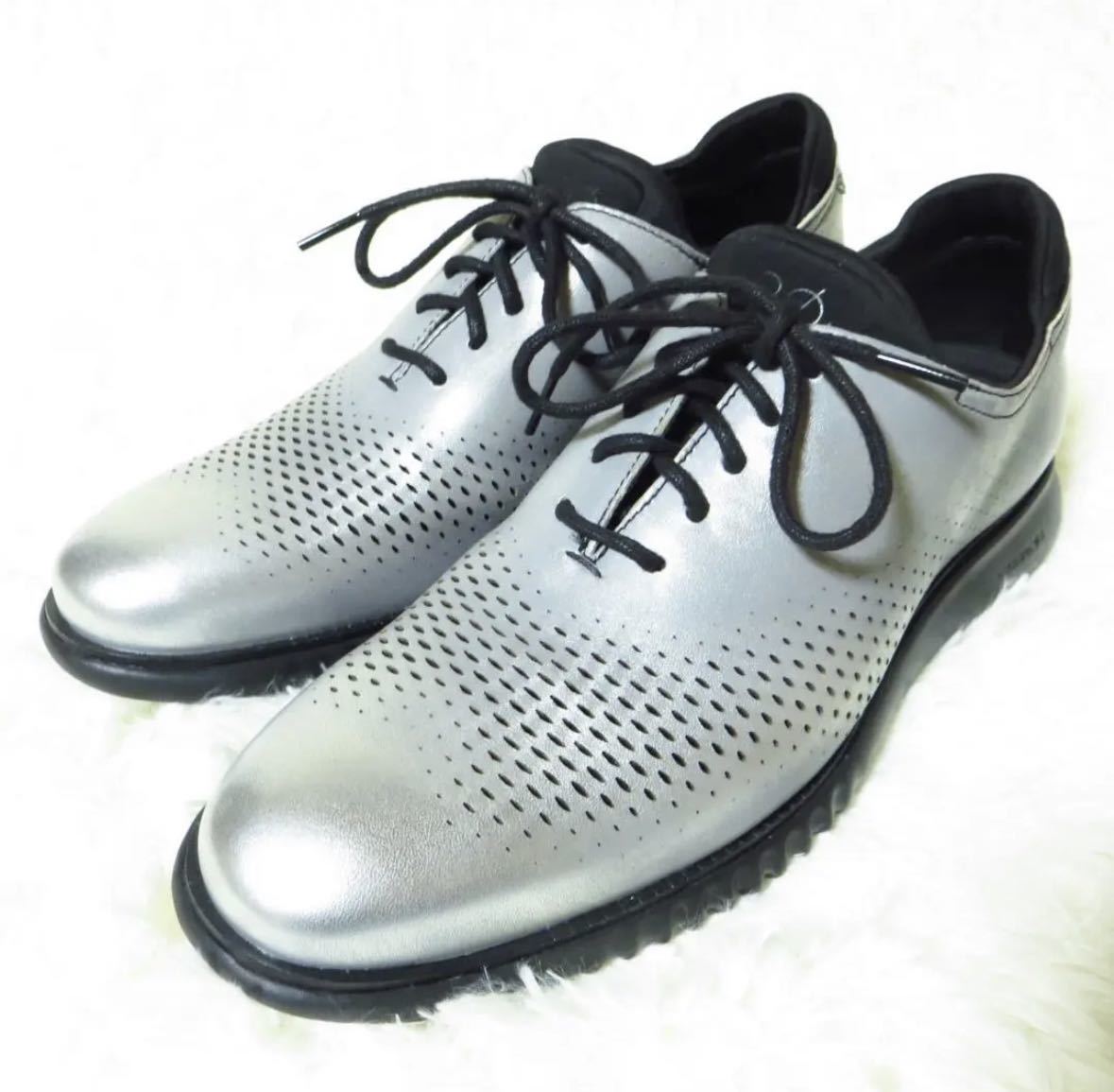 【アパレル】☆ほぼ未使用☆ Cole Haan コールハーン レザースニーカー シルバー 9M 約26.5㎝ 2.ゼログランド オックスフォード C25575