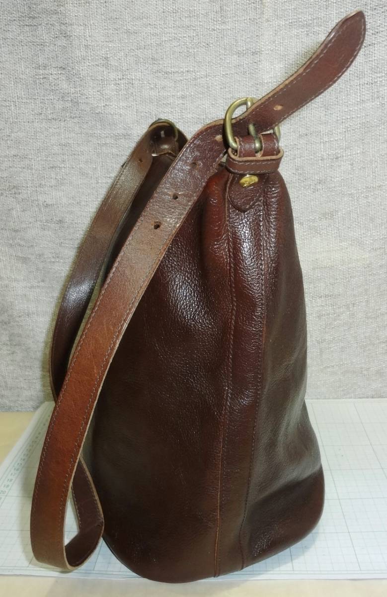 充実の品 【人気 概ね良好】 IL BISONTE イルビゾンテ オールレザー