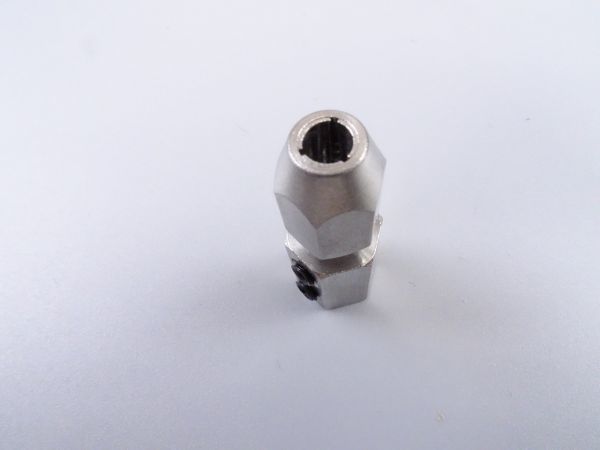 TFL made 4mm shaft 4mmX4mm [529B26A] flexible shaft / motor coupler / coupling / motor shaft zipper /1 piece 