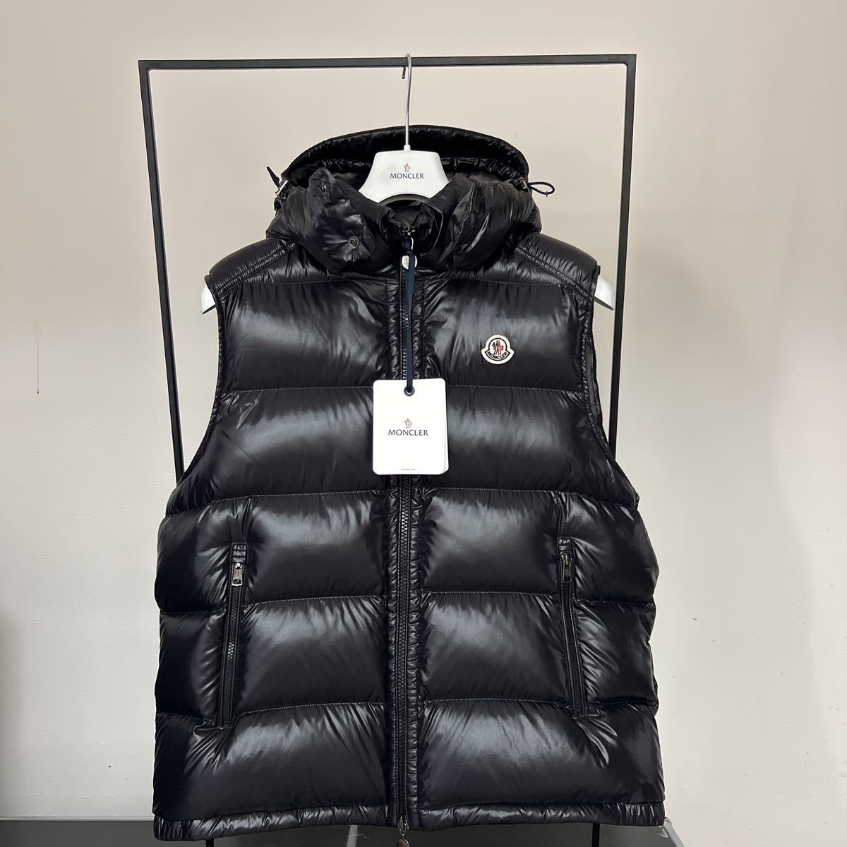 MONCLER ダウンベスト Yahoo!フリマ（旧）-