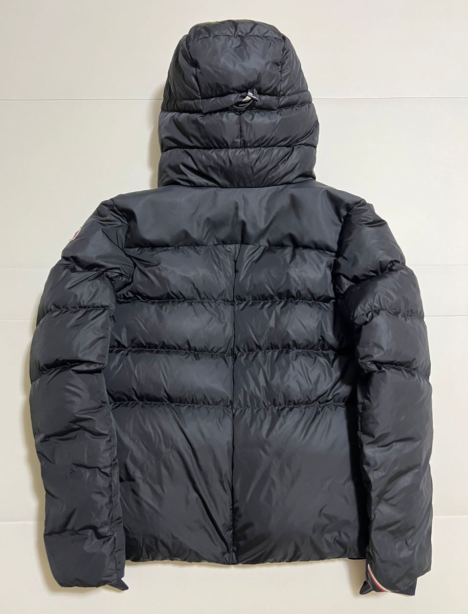 希少】MONCLER モンクレール Rodenberg グルノーブル RHC (ロン