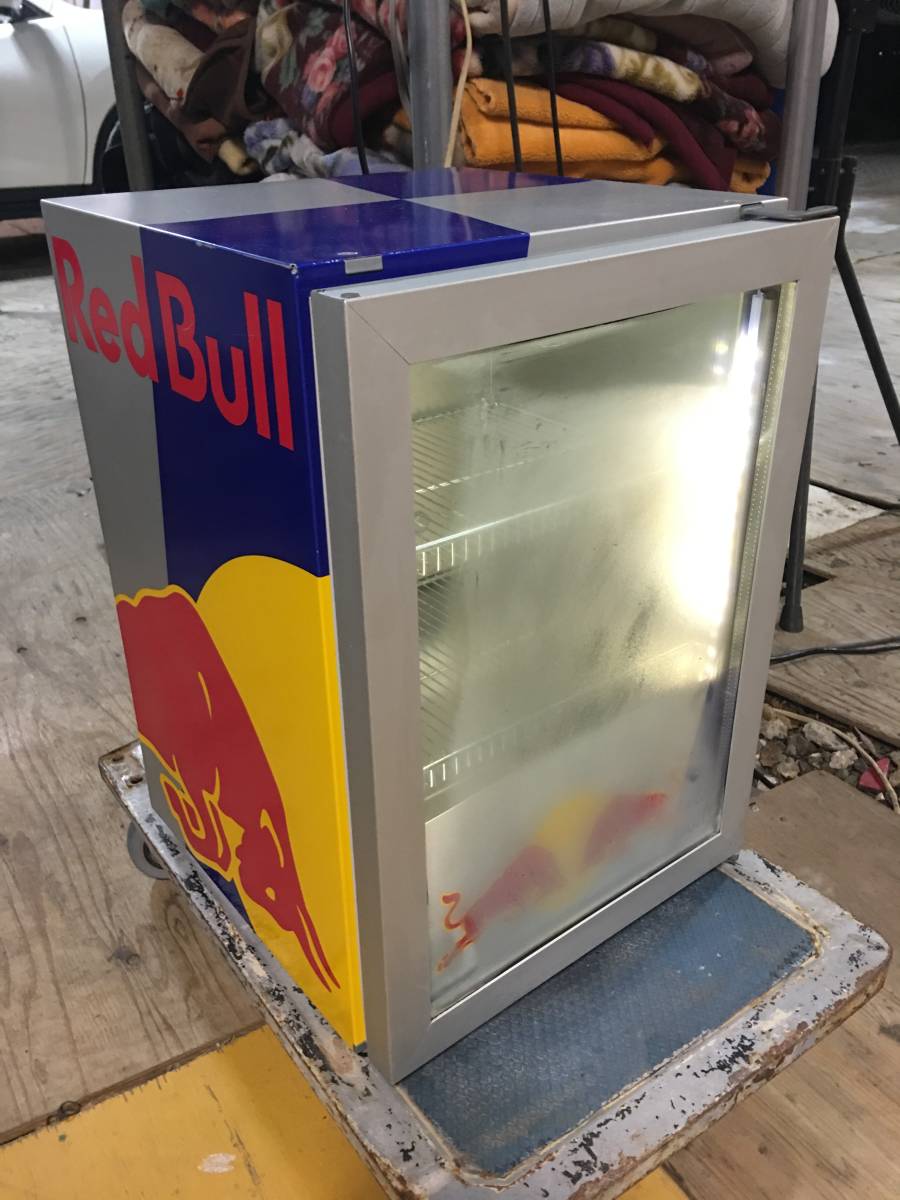 Red Bull レッドブル 小型 51L 3段 冷蔵庫 冷蔵ショーケース 非売品 ☆動作確認済み☆2016年製_画像1