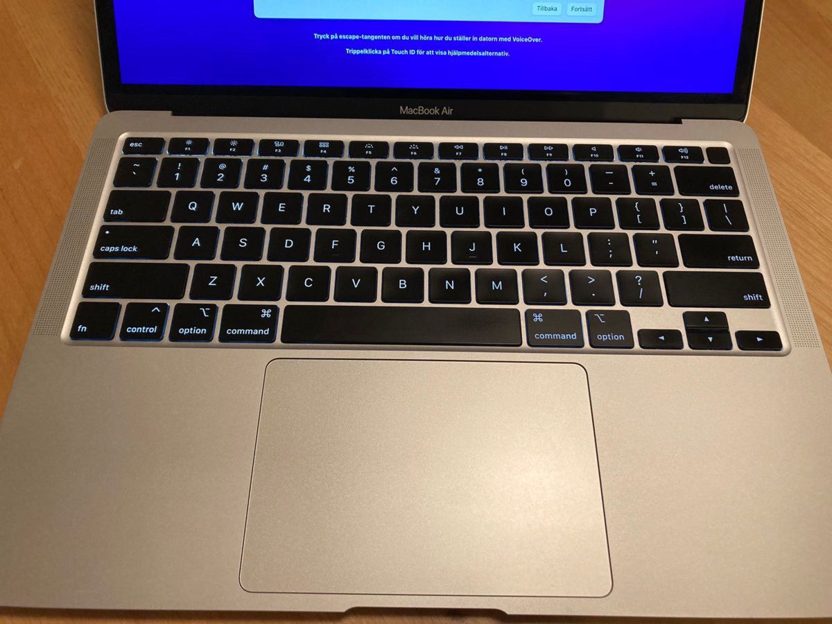 MacBook Air (Retina, 13-inch, 2020)A2179（UKキーボード仕様）