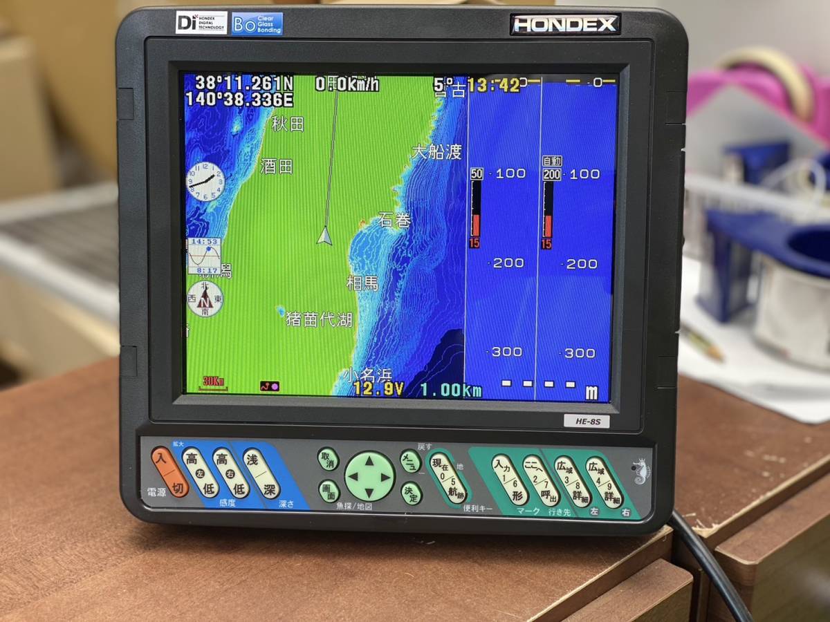 限定１台　最新型ＨＥ－８Ｓ棚ずれ品　HONDEX 8.4型GPSブロッター＆魚群探知機　ほぼ新品同様　(TD-28仕様)標準装備一式