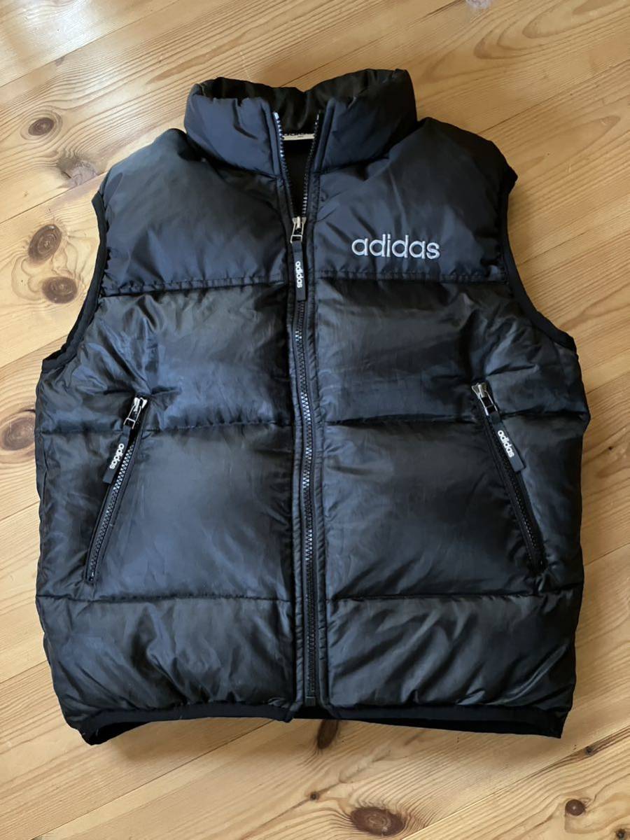 秋冬★adidas★ダウンベスト★天然羽毛★ADIDAS★ブラック★黒★チョッキ★160 メンズS相当★軽い★お洒落★着やすい★防寒★寒さ対策