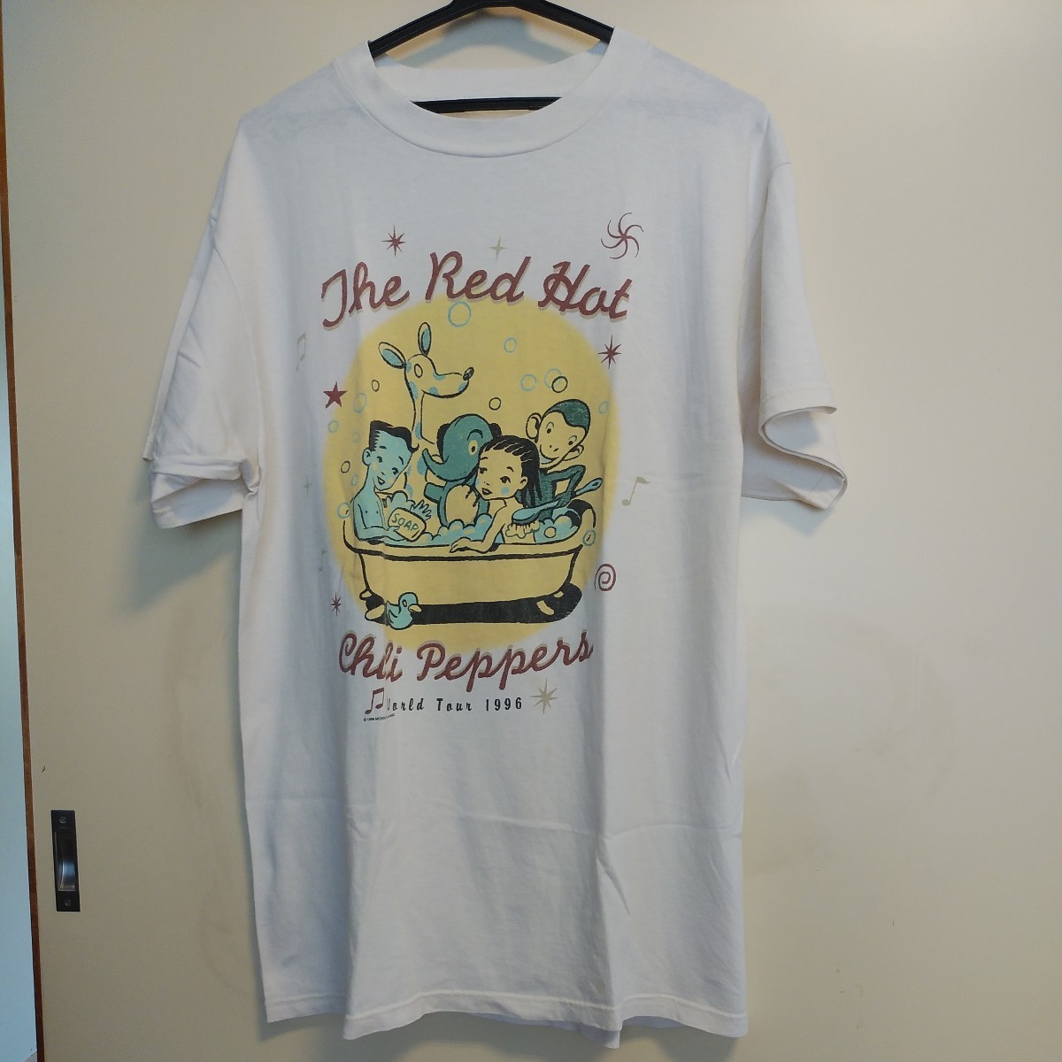 希少 90S USA ビンテージ RED HOT CHILI PEPPERS Tシャツ レッド 希少 90S USA ビンテージ RED HOT CHILI PEPPERS Tシャツ レッド