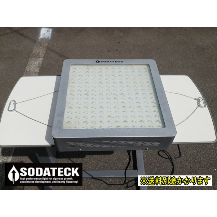 （中古）（送料別）SODATECK(ソダテック) 植物育成LEDライト 2017年製 MZ-900-180LED 単相100V 吊り下げ 成長期 開花期 F-NA-660-0830A