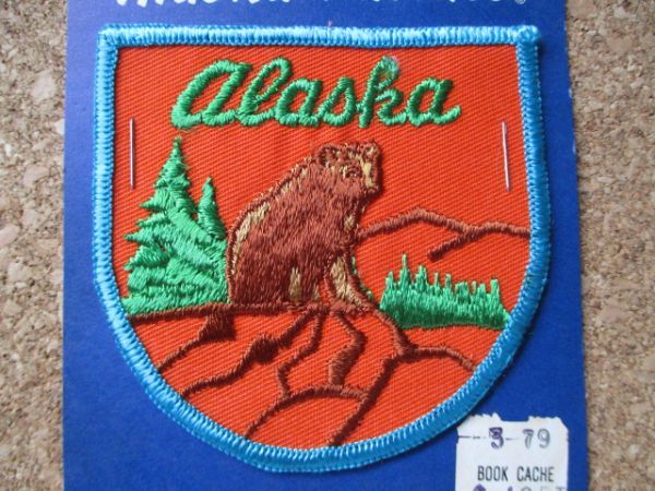 70s ALASKA PATCHES アラスカ熊ワッペン/クマ北極ビンテージVintageアウトドア登山キャンプくまハイキングUSA自然アメリカPATCH D16の画像2