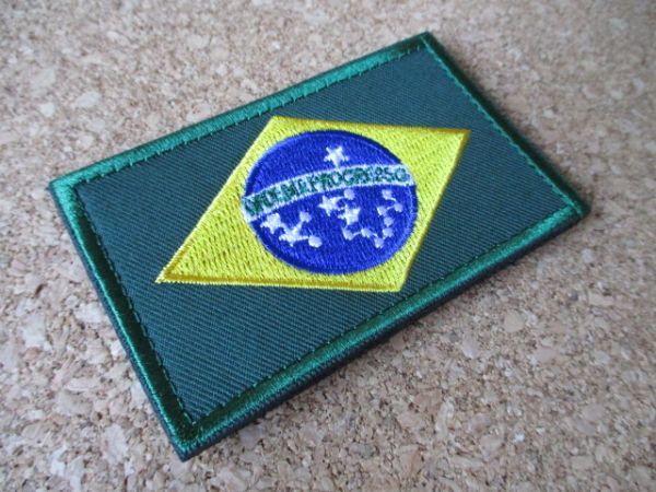 『ブラジル』国旗ベルクロ付ワッペン/サッカーBrasilパッチ旗FLAG代表サバイバルゲームPATCHミリタリー国マジックテープembroidered D17_画像2