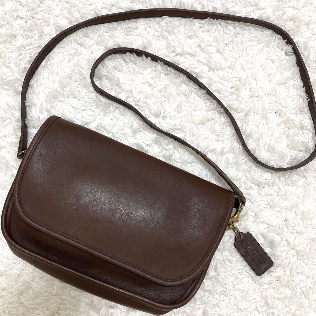 チャーム付き COACH オールドコーチ ショルダーバッグ チャーム付き COACH オールドコーチ ショルダーバッグ