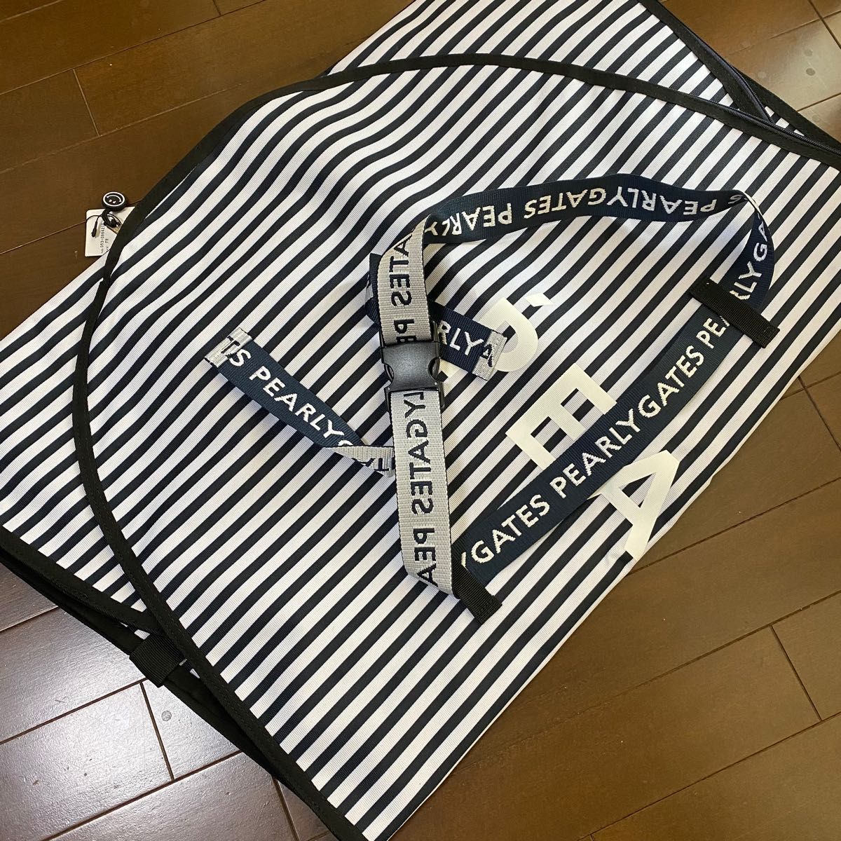 パーリーゲイツPEARLYGATESトラベルカバー 新品未使用 ボーダー柄