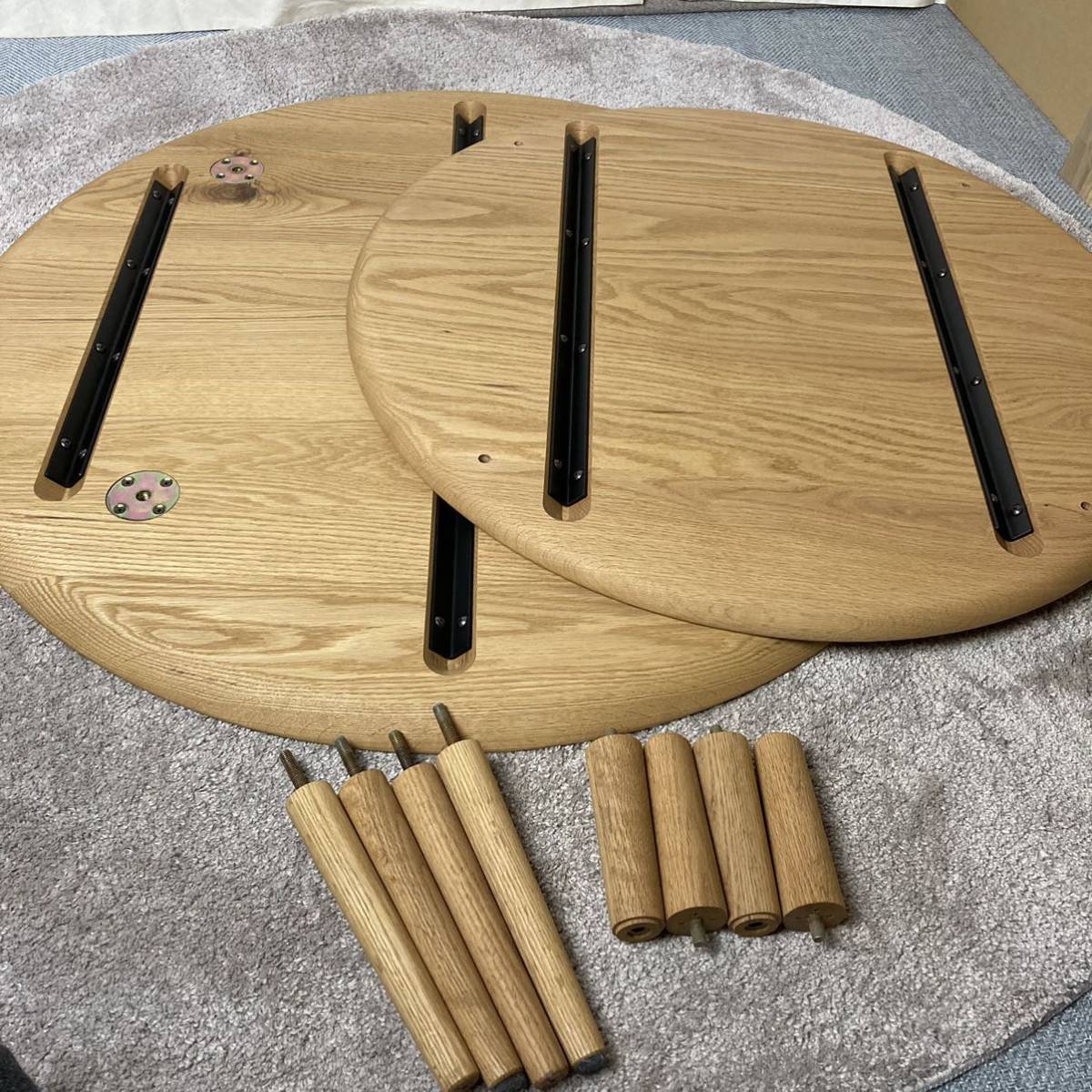 HIRASHIMA / ヒラシマ オーク無垢材 LEGARE Circle Table 084 HIRASHIMA / ヒラシマ オーク無垢材 LEGARE Circle Table 084