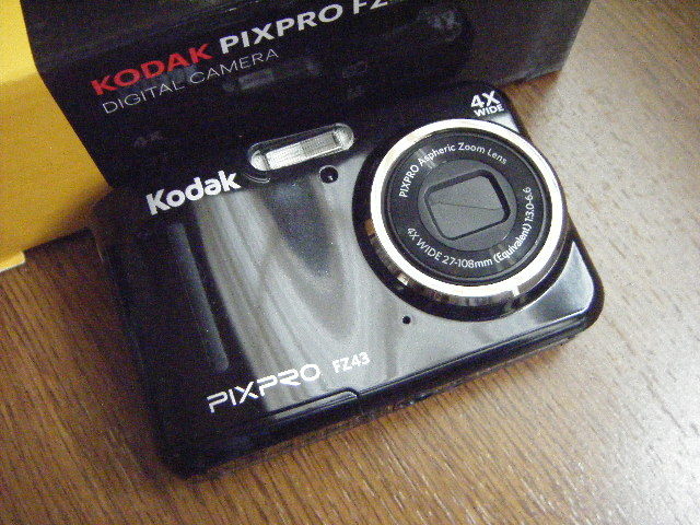 Kodak コダック FZ43 コンパクトデジタルカメラ PIXPRO ブラック 単3