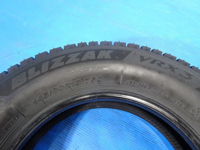 ブリヂストン BLIZZAK VRX3 145/80R13 75Q★8.5分山 2021年製 1本 中古 スタッドレス【福島発 送料無料】FUK-D11774★冬_画像4