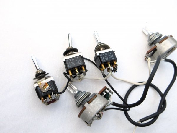 Greco Greco Mini switch ×3& electrical parts ON-OFF-ON 1V1T good 85 year made Greco JJ-1