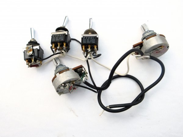 Greco Greco Mini switch ×3& electrical parts ON-OFF-ON 1V1T good 85 year made Greco JJ-1