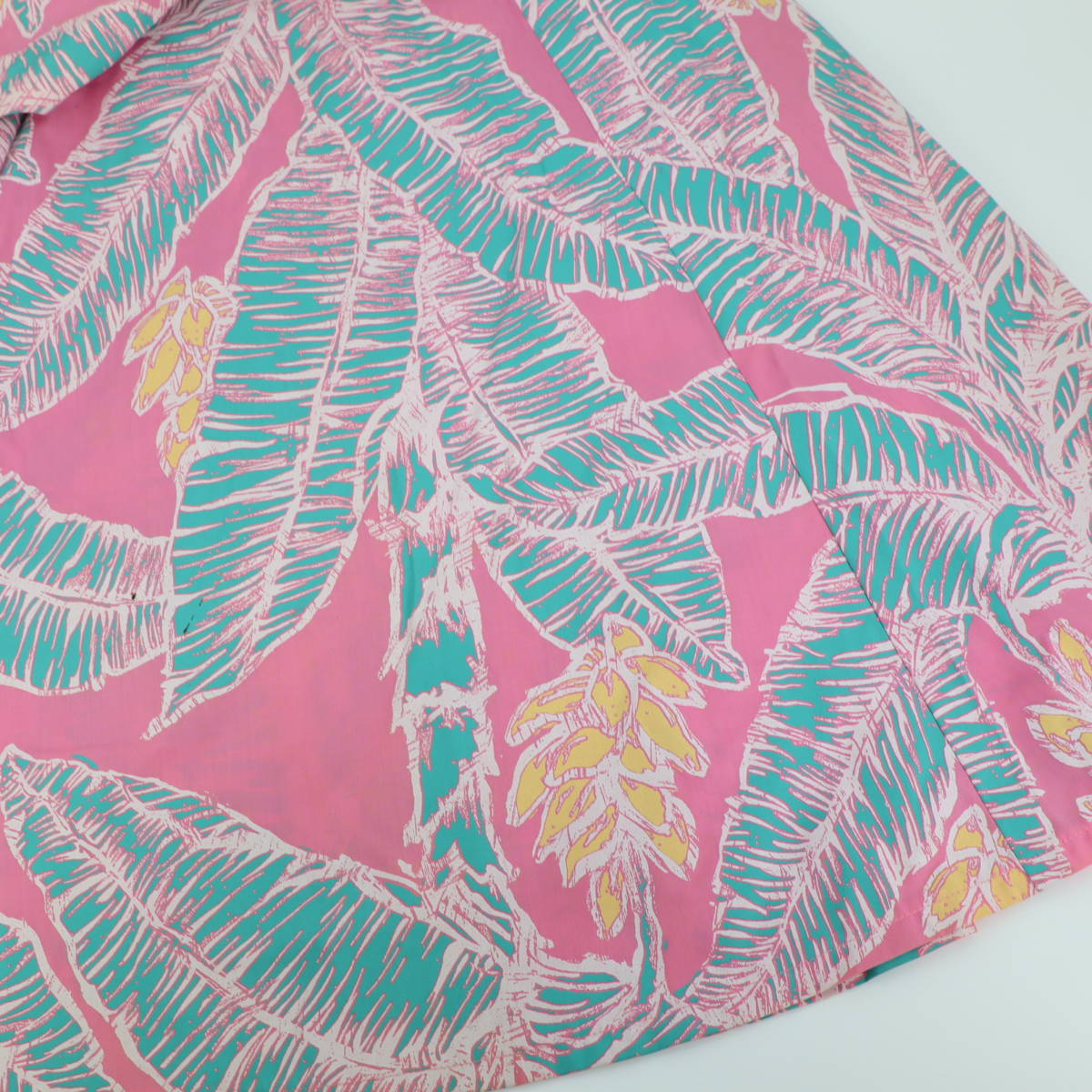 [ бесплатная доставка ][ хула для костюм сделано в Японии скетч способ принт ]ALOHASTANDARDS розовый чай leaf рисунок безрукавка One-piece платье прекрасный товар 