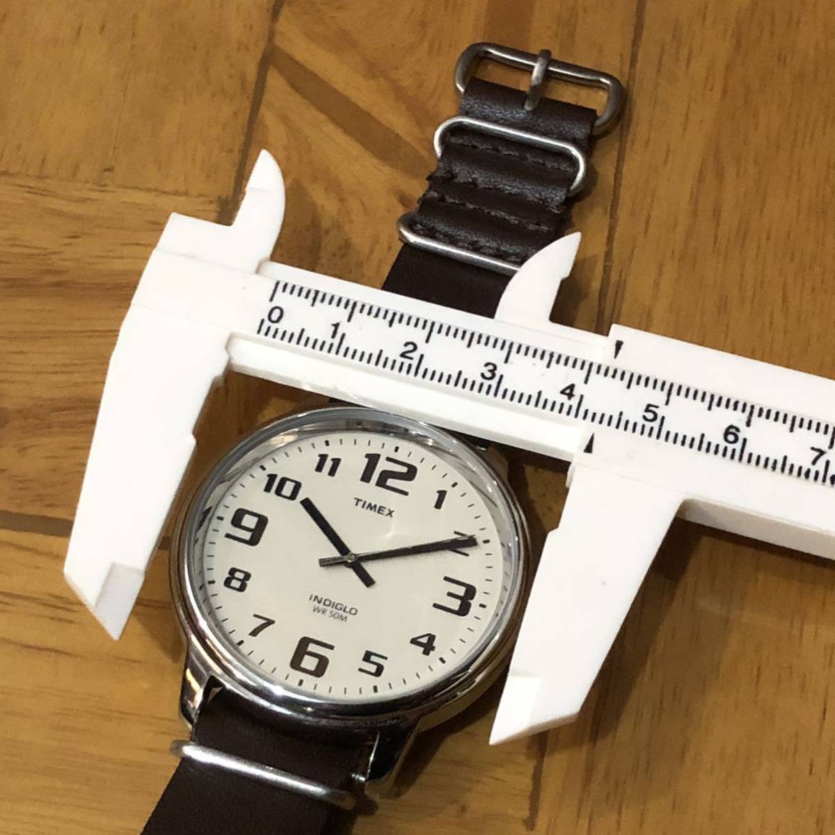 【即決/送料無料】 TIMEX タイメックス ビッグイージーリーダー 42mm ミリタリーウォッチ 白文字盤 クォーツ NATOベルト 中古腕時計_画像7