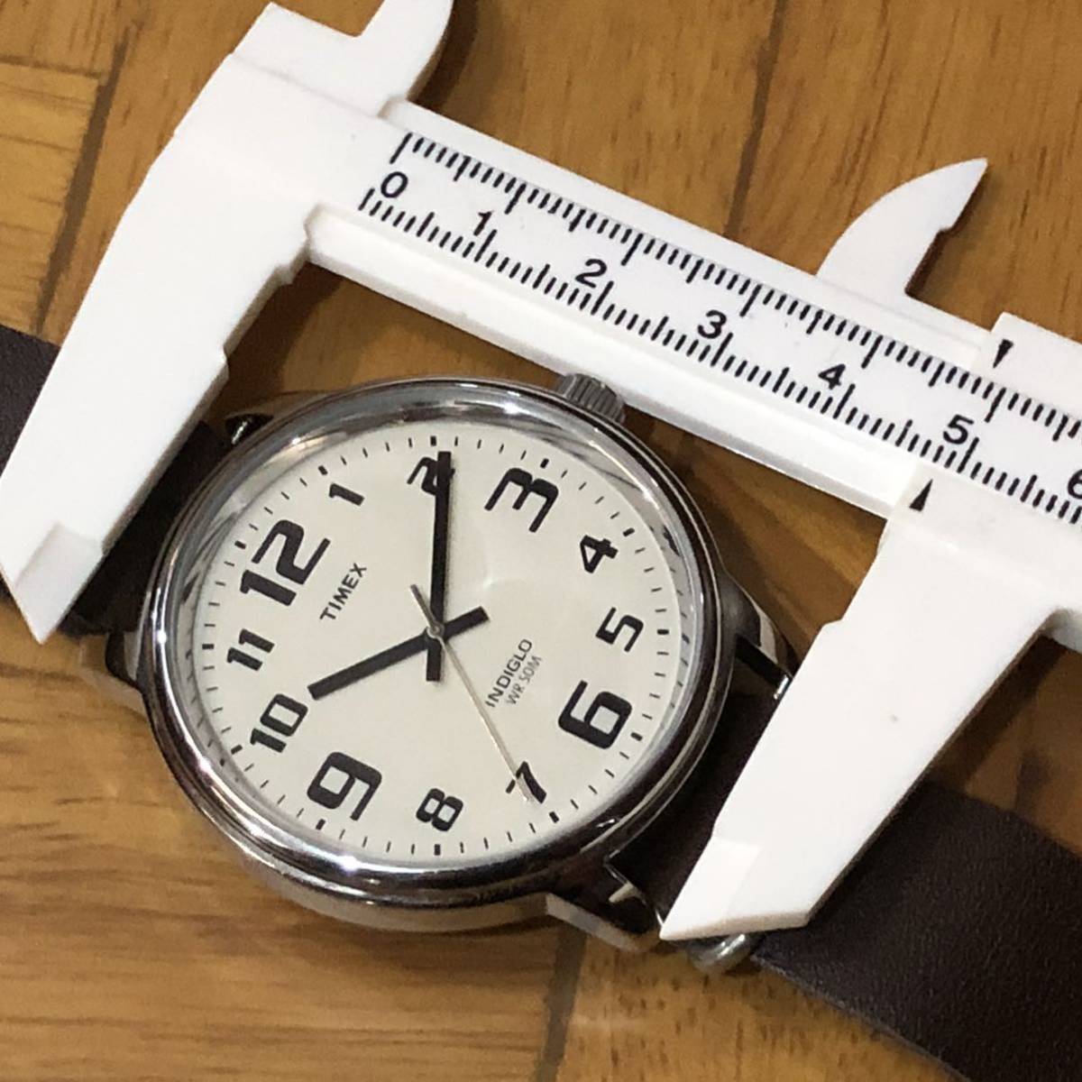 【即決/送料無料】 TIMEX タイメックス ビッグイージーリーダー 42mm ミリタリーウォッチ 白文字盤 クォーツ NATOベルト 中古腕時計_画像8