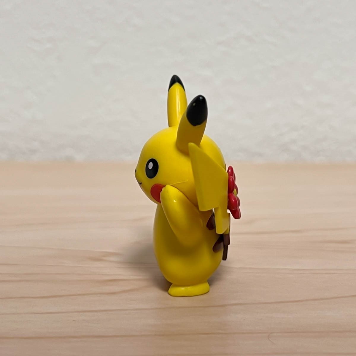 デスク周りおたすけピカチュウ フィギュアコレクション ポケモンセンター ポケセン ポケットモンスター 4953_画像4