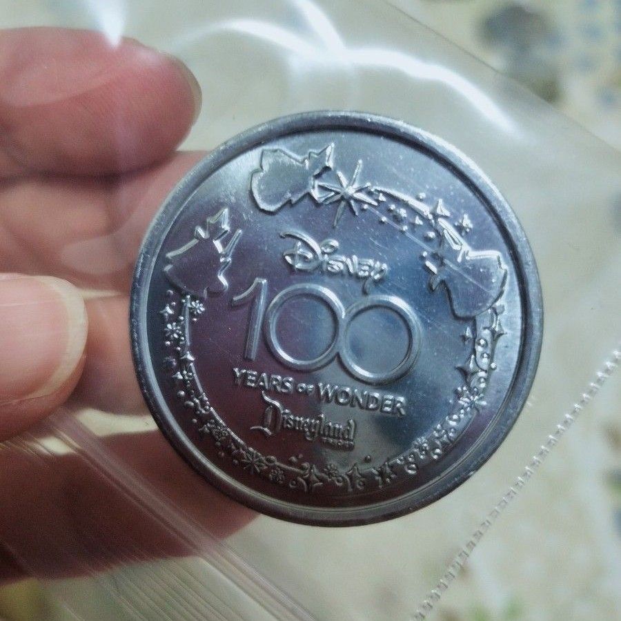 ディス　カリフォルニアディズニー　100周年　コレクタブルメダル　コイン