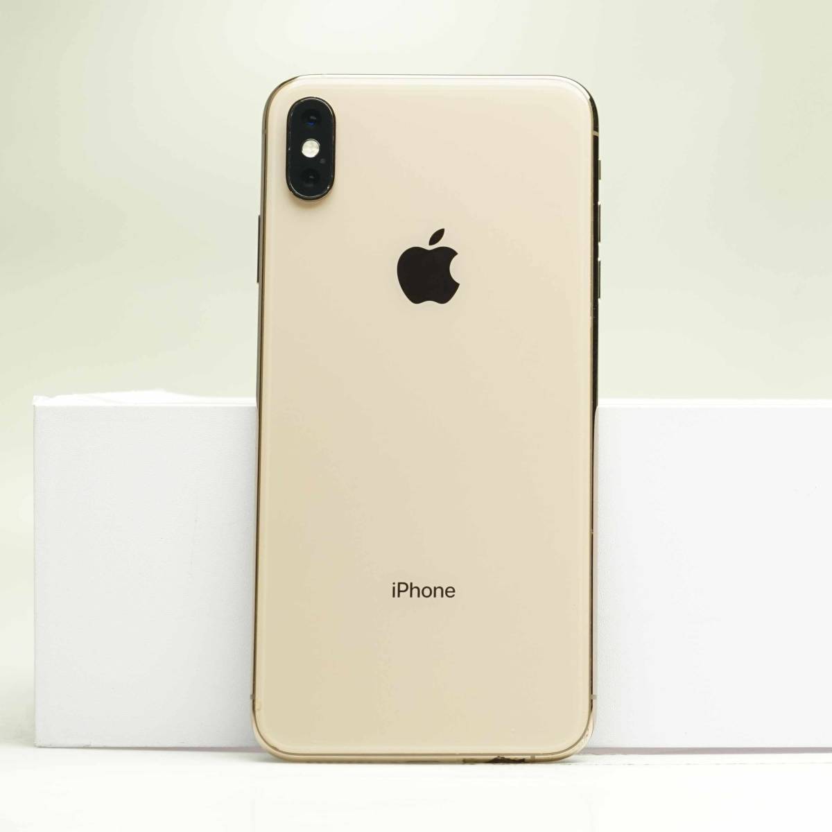 Iphone xs Max gold 64GB sim フリー-