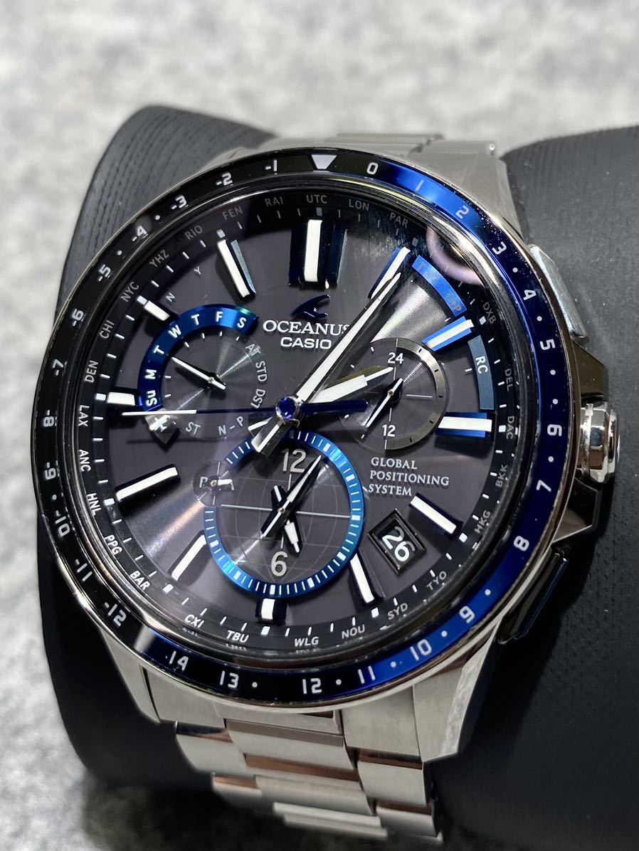 極美品 CASIO OCEANUS カシオ オシアナス GPSハイブリッド電波ソーラーウオッチ OCW-G1100 ソーラー GPS 腕時計 青 ブルー 定価¥253000_画像1