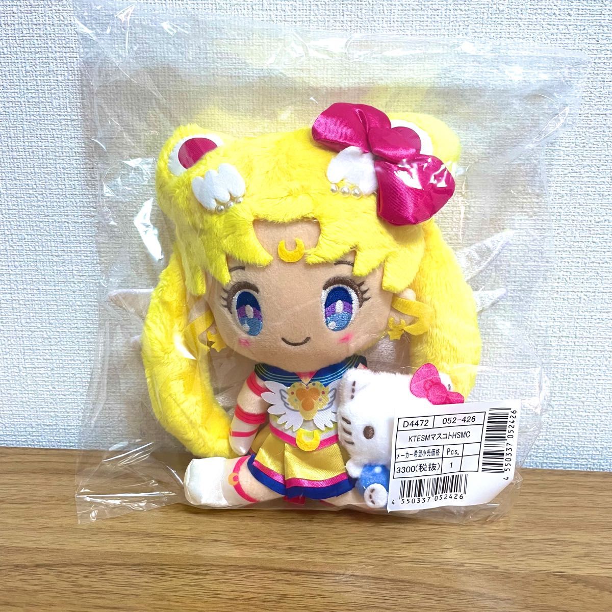 新品】サンリオ エターナルセーラームーン ハローキティ 新品】サンリオ エターナルセーラームーン ハローキティ