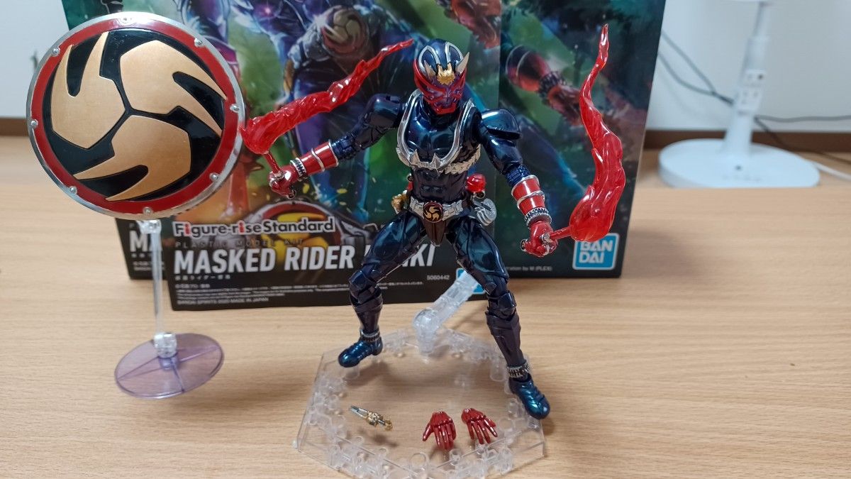 figure rise standard 仮面ライダー響鬼　塗装完成品