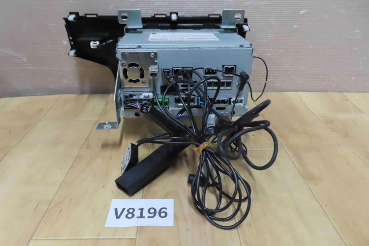 *V8196/ Honda оригинальный VXM-145VFi SD navi Fit GP5 panel есть 