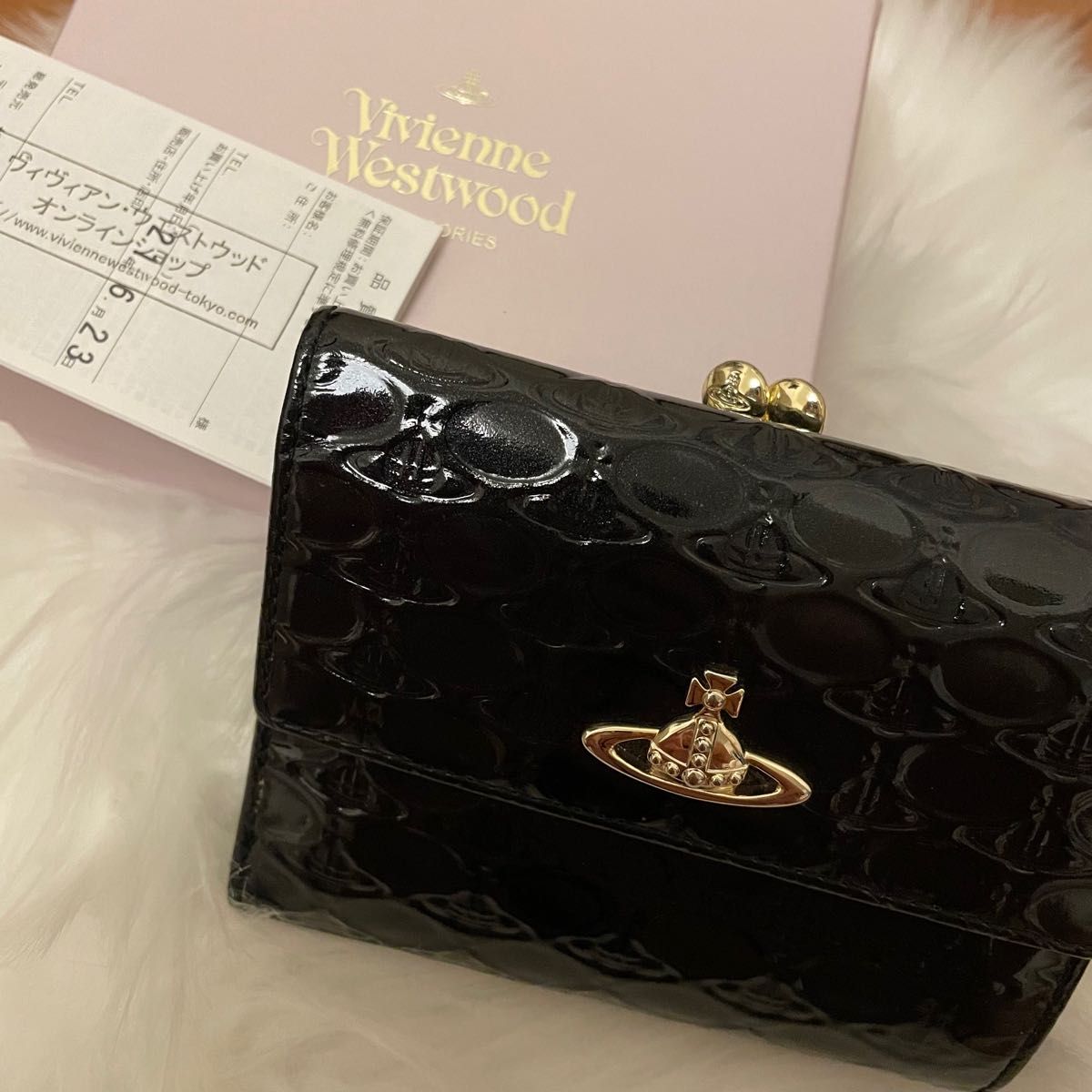 Vivienne Westwood 口金二つ折り財布|Yahoo!フリマ(旧PayPay Vivienne Westwood 口金二つ折り財布|Yahoo!フリマ(旧PayPay
