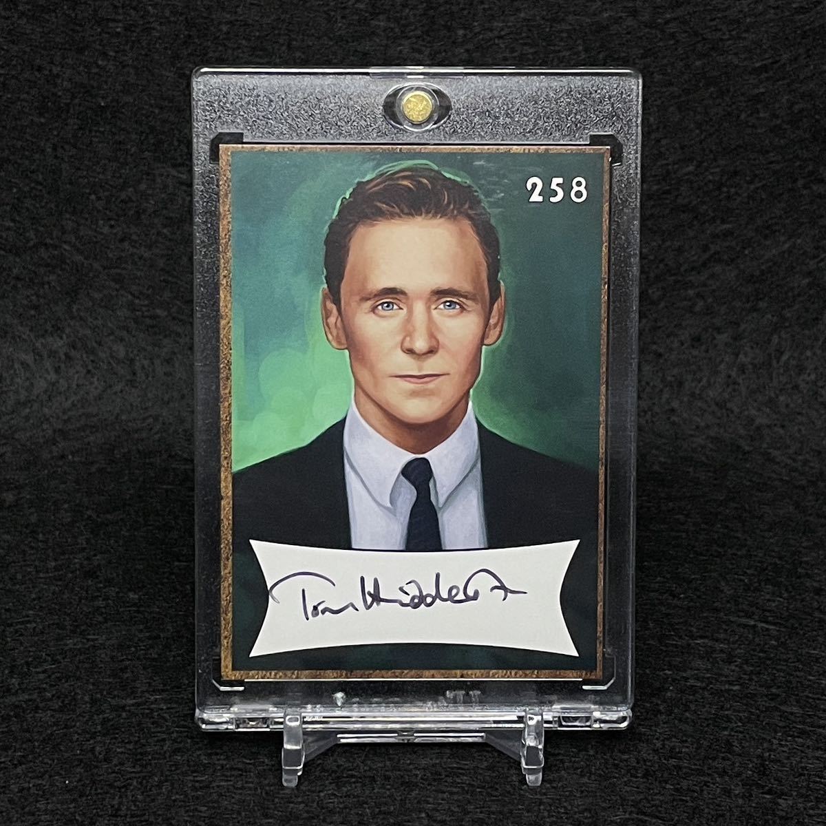 258West トムヒドルストン Tom Hiddleston 直筆サインカード auto 直書き オンカード Marvel 世界50枚限定 Loki Upper Deck ロキ 映画