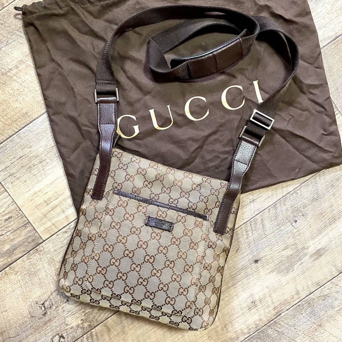 本物 GUCCI グッチ GG柄 キャンバス レザー ミニ ショルダーバッグ 斜