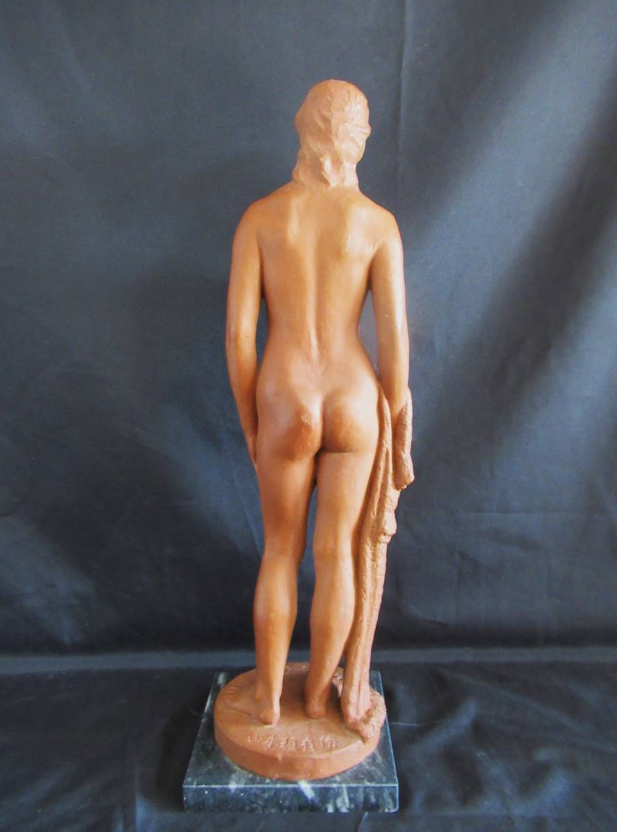 彫刻家■山本雅彦 作「さわやかな朝」約47㎝　約3.4㎏　裸婦像　日展参与　 日本美術家連盟理事長_画像5