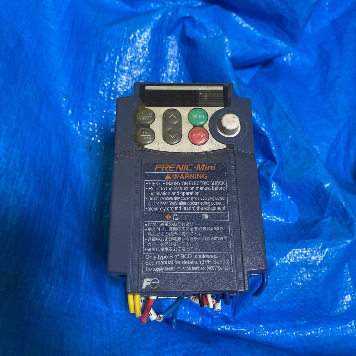 古典 富士電機 インバーター FRN0.4C1S-6J (A) スイッチング電源